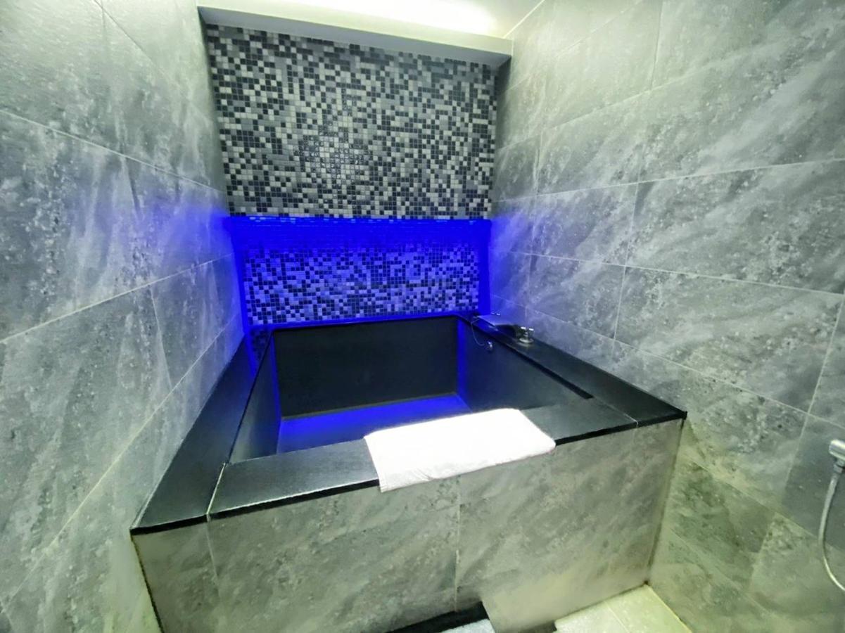 Two Fukun Hotel Jiaoxi Extérieur photo
